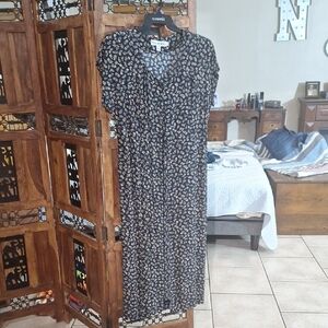 JH Collectibles Navy Floral Midi Dress